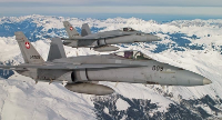 Dos F-18 Hornet de la Fuerza Aérea suiza. Fuente: Galaxia Militar.