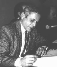 Marc Palmés Giró (1943-2005), parlant en públic.