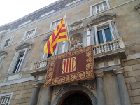 Palau de la Generalitat amb senyera.