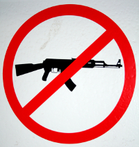 Prohibición de armas.