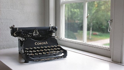 Imatge d'una màquina d'escriure antiga. Gonzalo Cruz.
