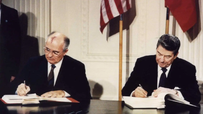 Mihail Gorbatxov (1931-2022) i Ronald Reagan (1911-2004).