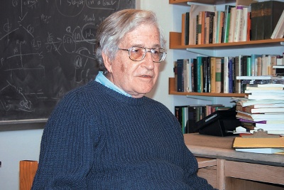Noam Chomsky. Fotografia de W. Xiao.